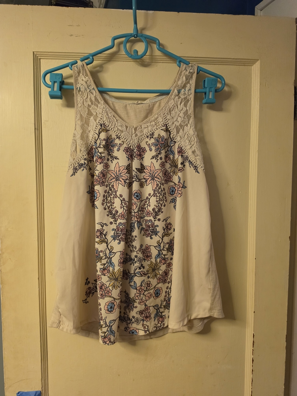 hint of mint Cream Floral Lace Yoke Tank Top